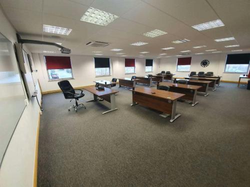 Unit 22, Twin Spires Business Centre, Mugiemoss Road, Bucksburn, Aberdeen, AB21