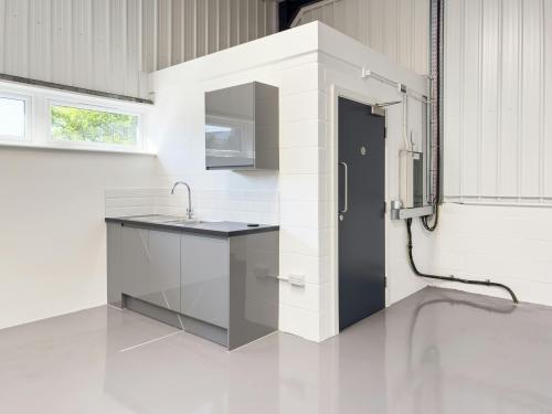 Unit 3, Wellington Park Industrial Estate, Waterloo Road, Staples Corner, London, NW2