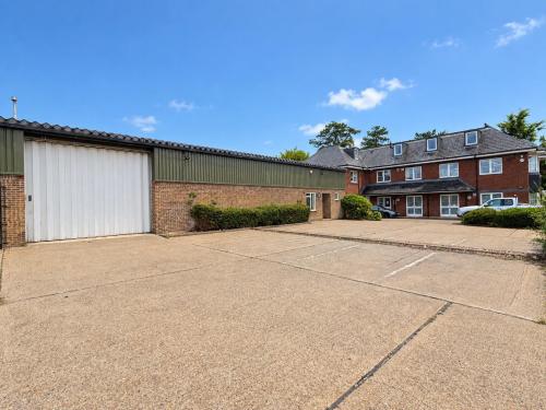 Unit 2, C R Bates Industrial Estate, Stokenchurch, HP14