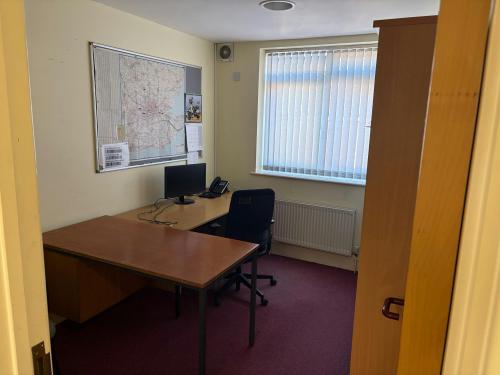 103 Spinney Hill, Addlestone, KT15