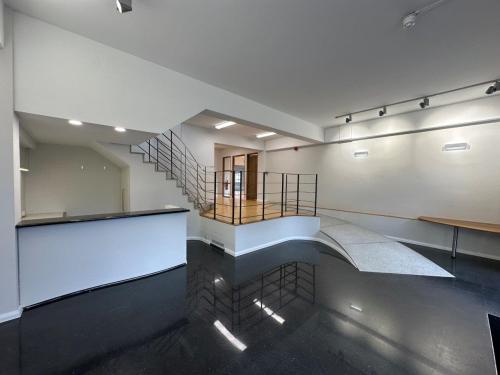 Foundry House, Summer Road, Thames Ditton, KT7