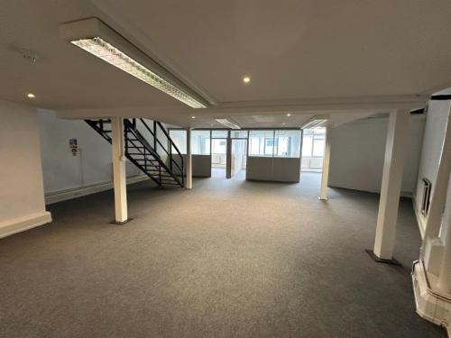 Unit F, Blenheim Road, Epsom, Surrey, KT19
