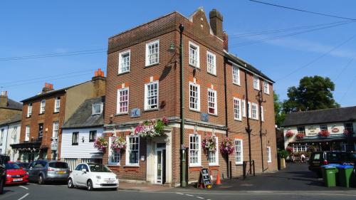 2A High Street, Thames Ditton, KT7