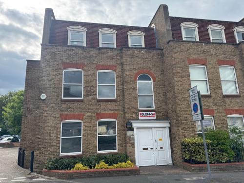 1 Crossfield Chambers, Gladbeck Way, Enfield, EN2