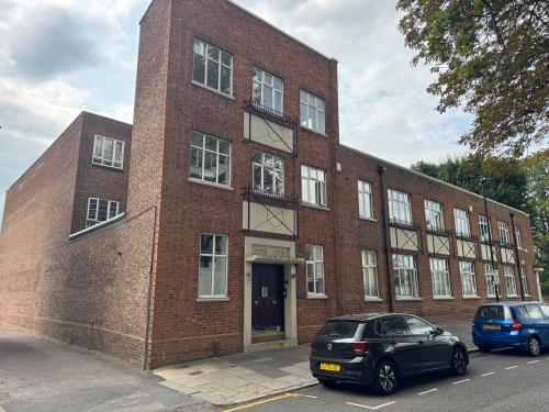 2nd Floor, 94 Silver Street, Enfield, EN1