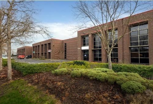 Slough Trading Estate, 954 Weston Road, Slough, SL1