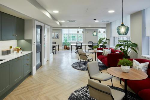 6 Cavendish Square, Marylebone, London, W1G