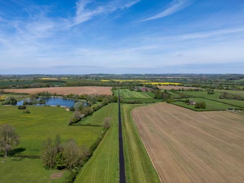 LOT 4 - Cropredy Lawn Farm, Cropredy, Banbury, OX17
