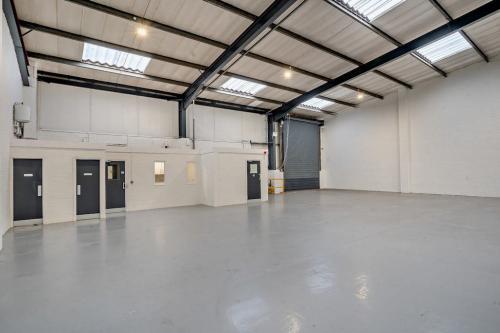 Unit A4, Lyntown Trading Estate, Lynwell Road, Eccles, Manchester, M30