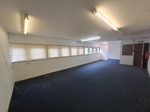 16 Burners Lane, Milton Keynes, MK11