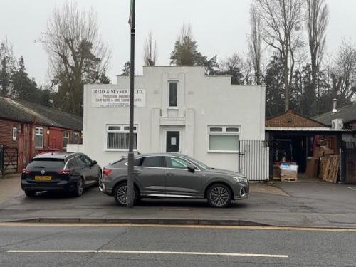 17 Lancaster Road, High Wycombe, HP12