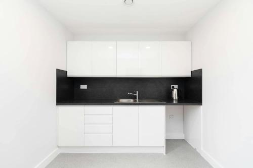 Unit H1/H2, Gildersome Spur, Leeds, LS27