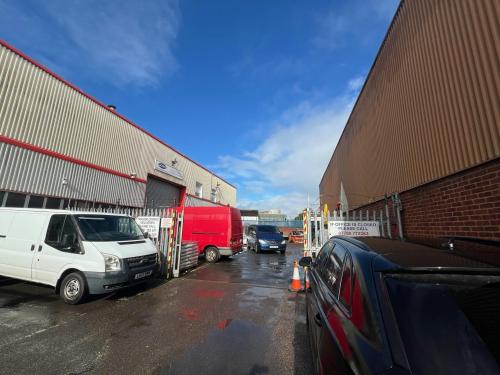 Unit 2a, 6 Portman Road, Reading, RG30
