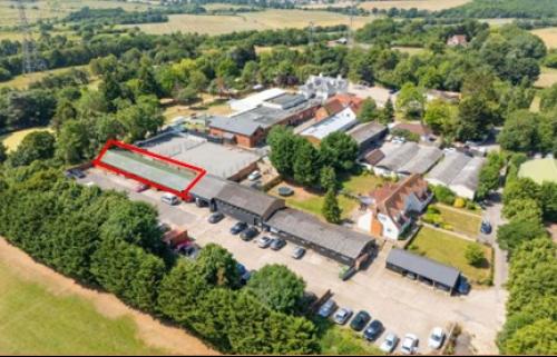 Fluxs Lane, Theydon Garnon, Epping, CM16