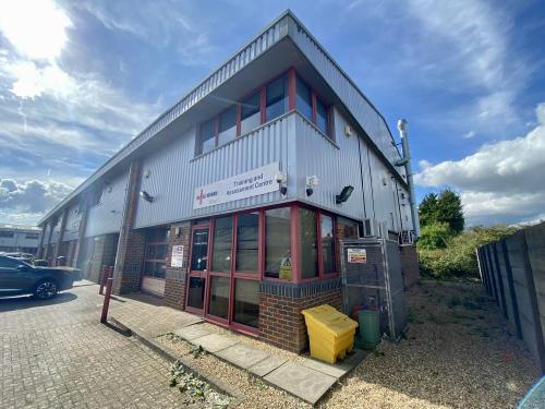 Unit 26 Titan Court, Office, Laporte Way, Luton, LU4