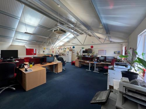 Unit 8 Suite 2 Silkstead Farm, Silkstead Lane, Hursley, Winchester, SO21
