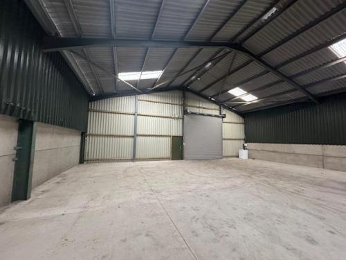 Oaklands Farm, A404, Beamond End, Amersham, HP7