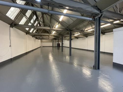 Unit 9b, Britannia Estate, Leagrave Road, Luton, LU3