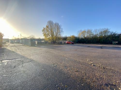 Unit 22c, Park Avenue, Luton, LU3
