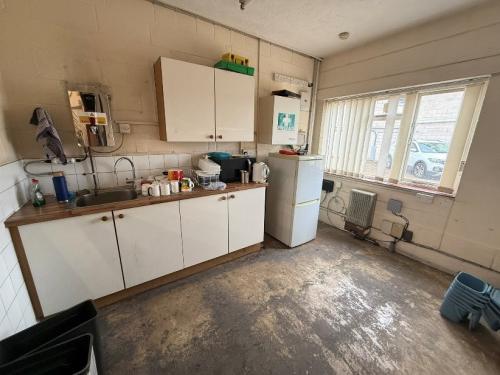 1a 2 3 & 5, Drayton Industrial Estate, 2-3 Taverham Road, Drayton, Norwich, NR8