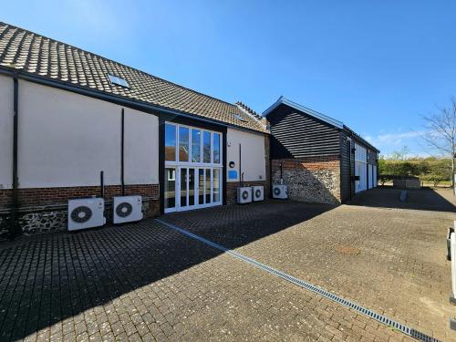 Unit 3 Lodge Farm Barns, Norwich, NR9