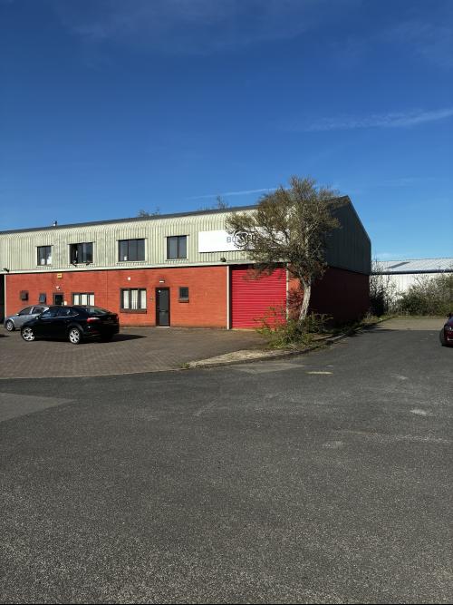 Unit 9, Buckingham Industrial Estate, Little Balmer, Buckingham, MK18