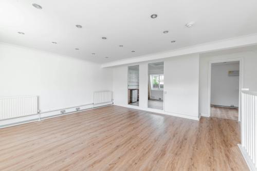 28 Hanbury Street, Spitalfields, London, E1