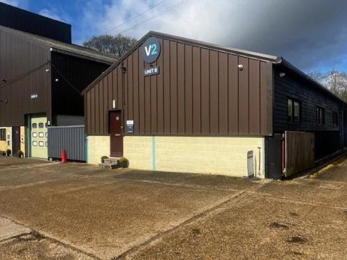 Unit 8 Childs Court Farm, Ashampstead Common, Yattendon, RG8