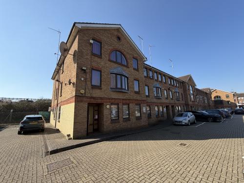 No.11, 58 Churchill Court, North Harrow, Harrow, HA2
