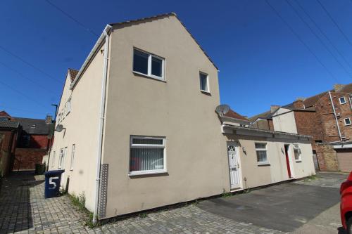 Victoria Bath Cottages, 1-7 Station Road, Redcar, TS10