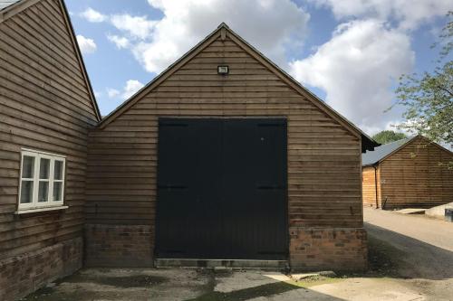 Storage Barn, Junction 6, M40, Aston Rowant, OX49