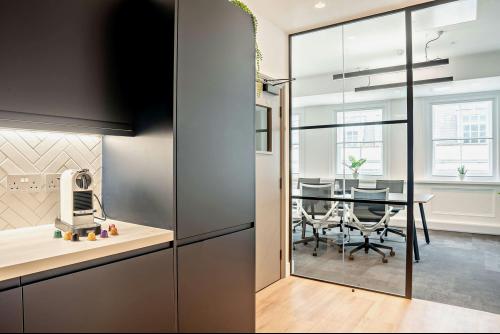 Gresham Street Estate, 48 Gresham Street, City, London, EC2V