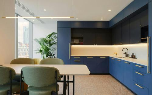 69 Old Broad Street, City, London, EC2M