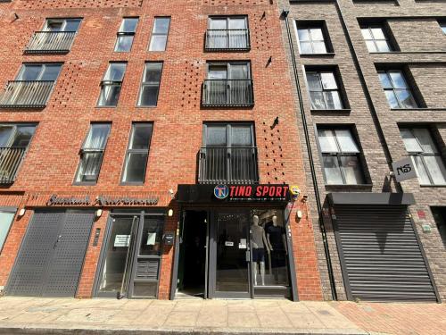 15 Umberson Street, Whitechapel, London, E1