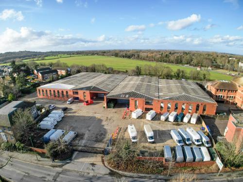 Units A&B, The Avenue, Egham, TW20