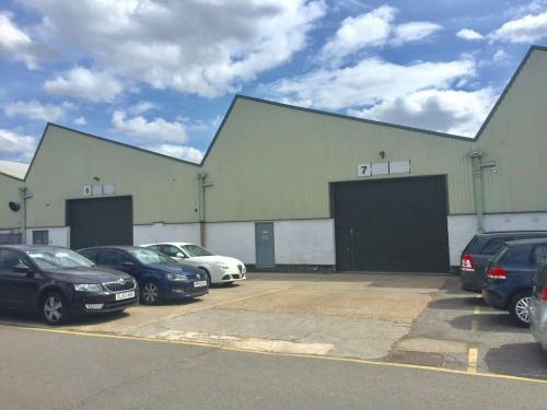 Unit 7, Ashford Business Complex, Ashford, TW15