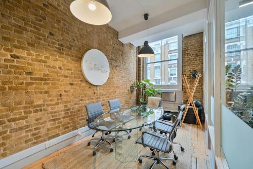 Unit F2, 17 Willow Street, Shoreditch, London, EC2A