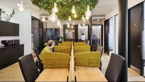 Uncommon, 25 Horsell Road, Highbury, London, N5