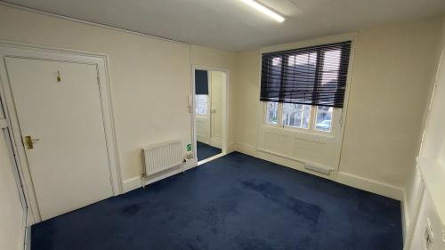 129 New London Road, Chelmsford, CM2