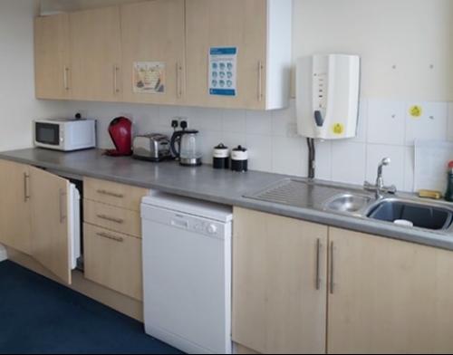 Redbridge House, Lower Bristol Road, Bath, BA2