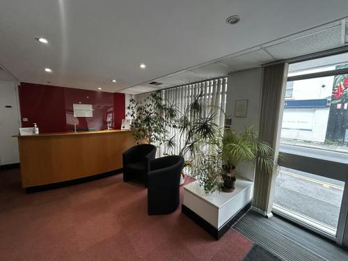 Old Bank House Business Centre, 5 Devizes Road, Old Town, Swindon, SN1