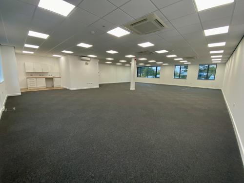 252, Capability Green, Luton, LU1
