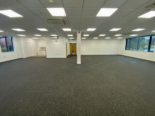 252, Capability Green, Luton, LU1