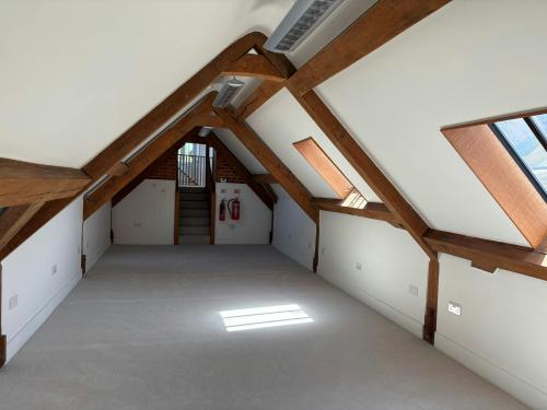 Hatfield Park, 4 Carters Row, Hatfield, AL9