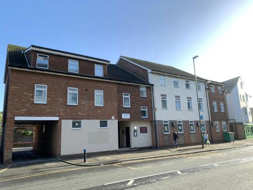 2nd Marlborough House, 102 High Street, Shoreham-by-Sea, BN43