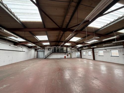 Unit 2A, Portland Industrial Estate, Hitchin Road, Arlesey, SG15