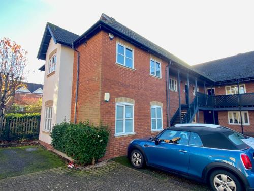 12 West Mills Yard, Kennet Road, Newbury, RG14