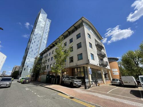 Jack Dash House, 2 Lawn House Close, Docklands, London, E14