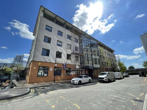 Jack Dash House, 2 Lawn House Close, Docklands, London, E14