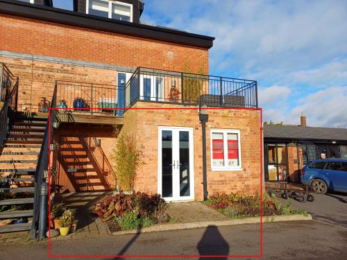 Unit 1A Canal Side, Union Wharf, Market Harborough, LE16